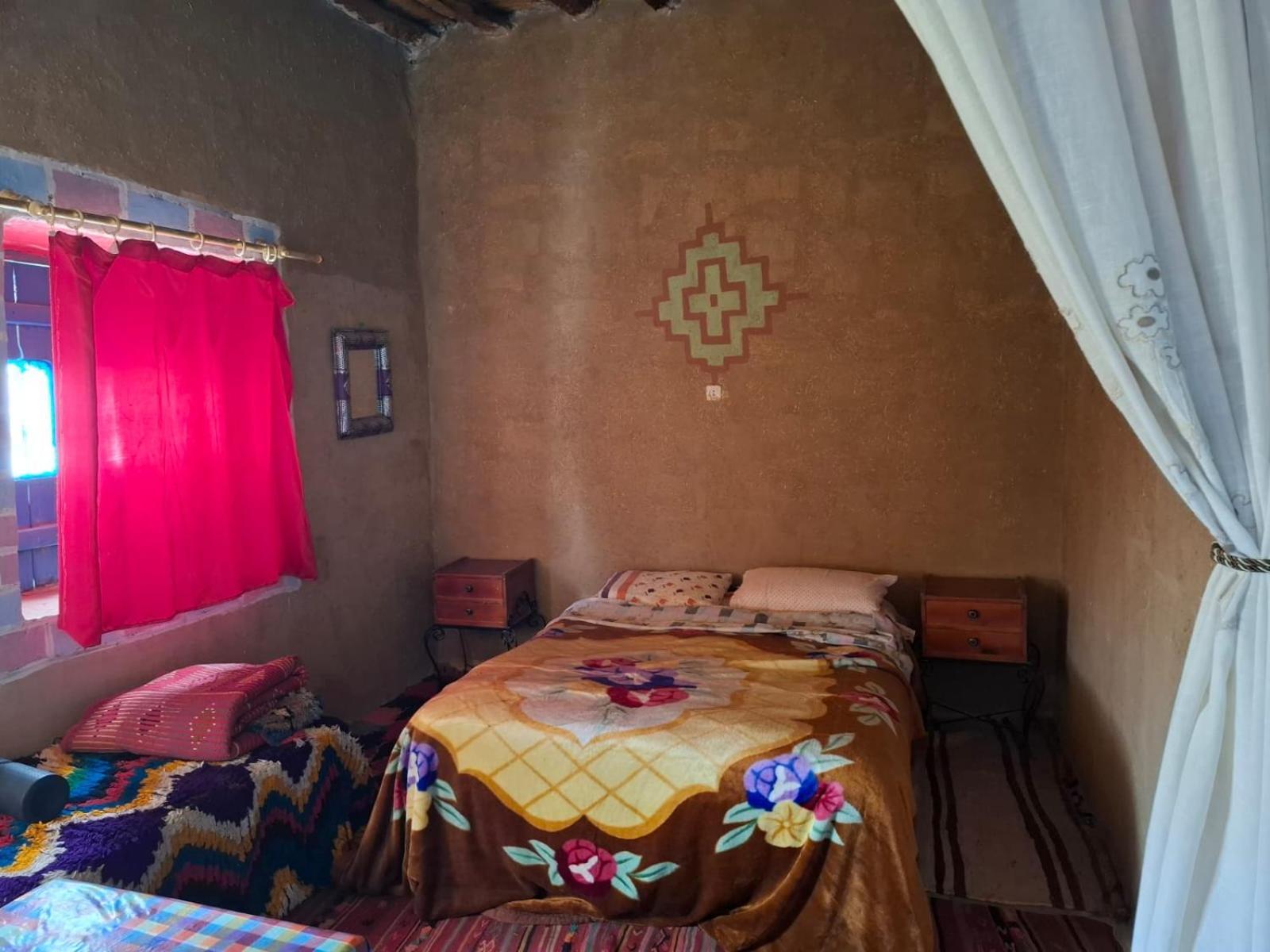 Oasis Travel Bed & Breakfast Tazouka Ngoại thất bức ảnh